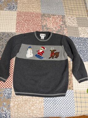 Sky Men’s Charcoal and Light Gray Crewneck Holiday Sweater with Appliqué